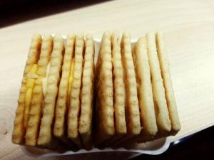 Double Lane Triple Double Biscuit Sandwiching Machine