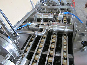 4 Lane Biscuit Sandwiching Machine